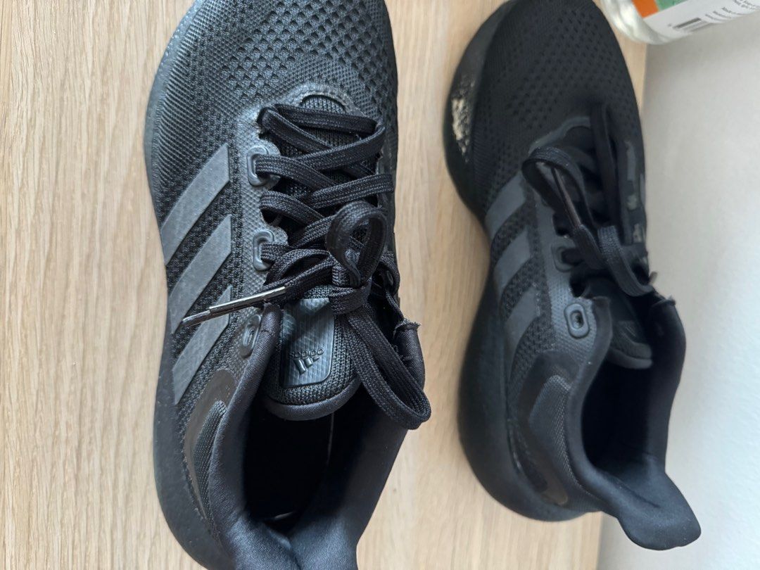 As new Adidas ultra boost running shoes size 39 1 3 Men s