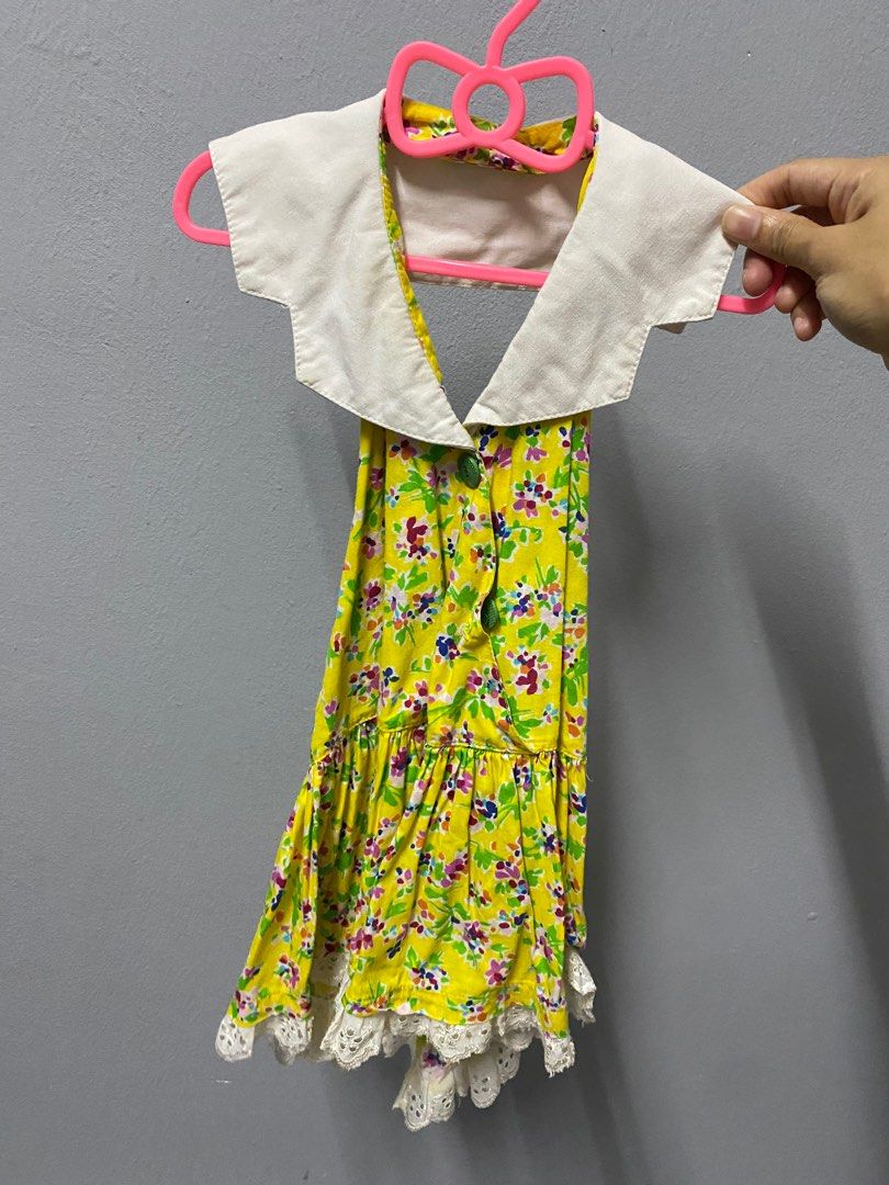 Very easy box pleated baby frock cutting and stitching/ Baby frock cutting  and sti @StarBoutique - YouTube