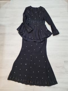 (Category: ) located in . Submitted by moon.wardrobe (Listing ID 1283606365, Image 1). Description: .