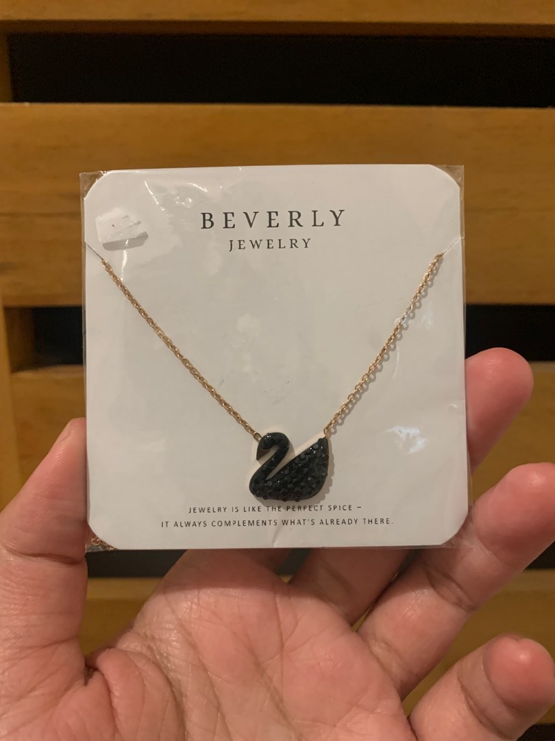 Beverly jewelry shop