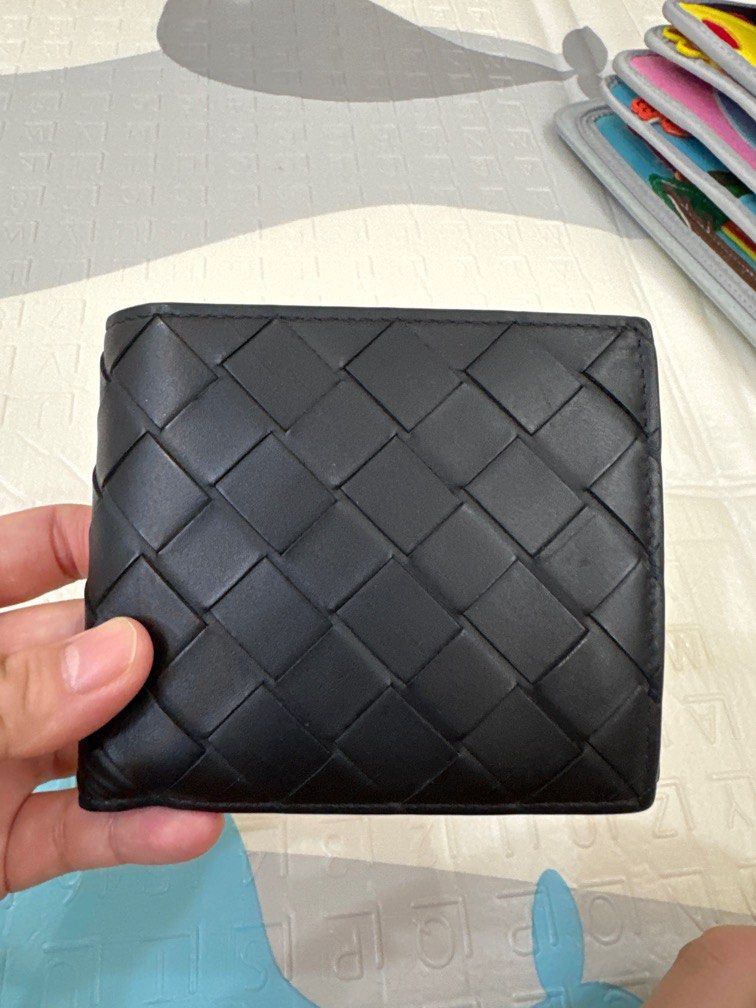 Bottega veneta wallet with coin pocket 2025
