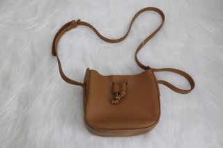 (Category: ) located in . Submitted by my_preloved_store (Listing ID 1283635322, Image 1). Description: .