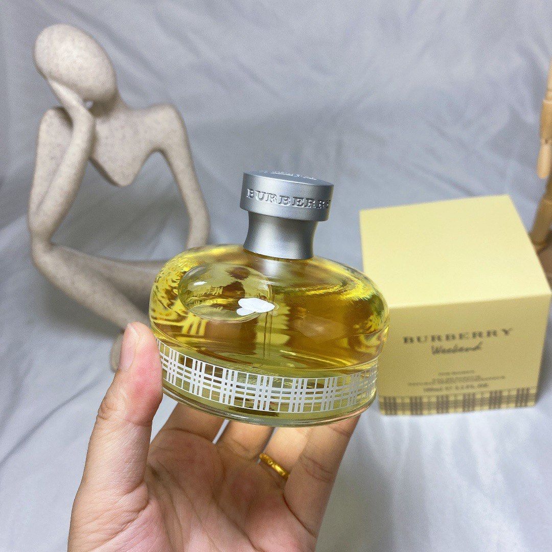 Burberry weekend review indonesia shop