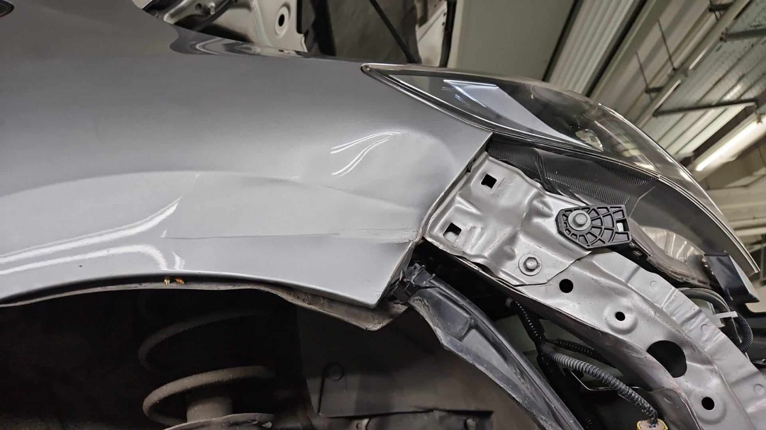 Car Bodyworks / Panel Beating / Spray Painting / Accident Repair / Body Kit, Car Accessories