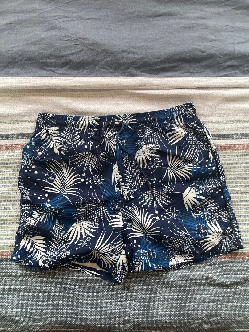 Inexpensive mens shorts sale