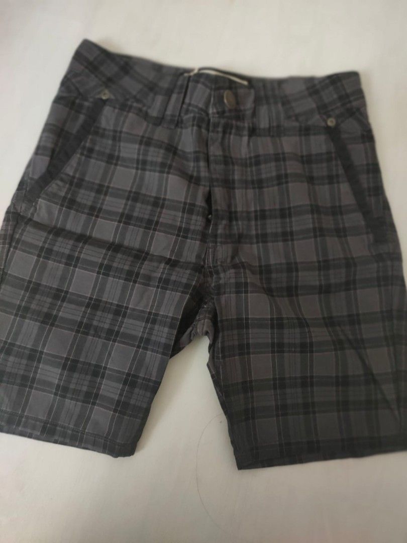 Checkered shorts Men s Fashion Bottoms Shorts on Carousell