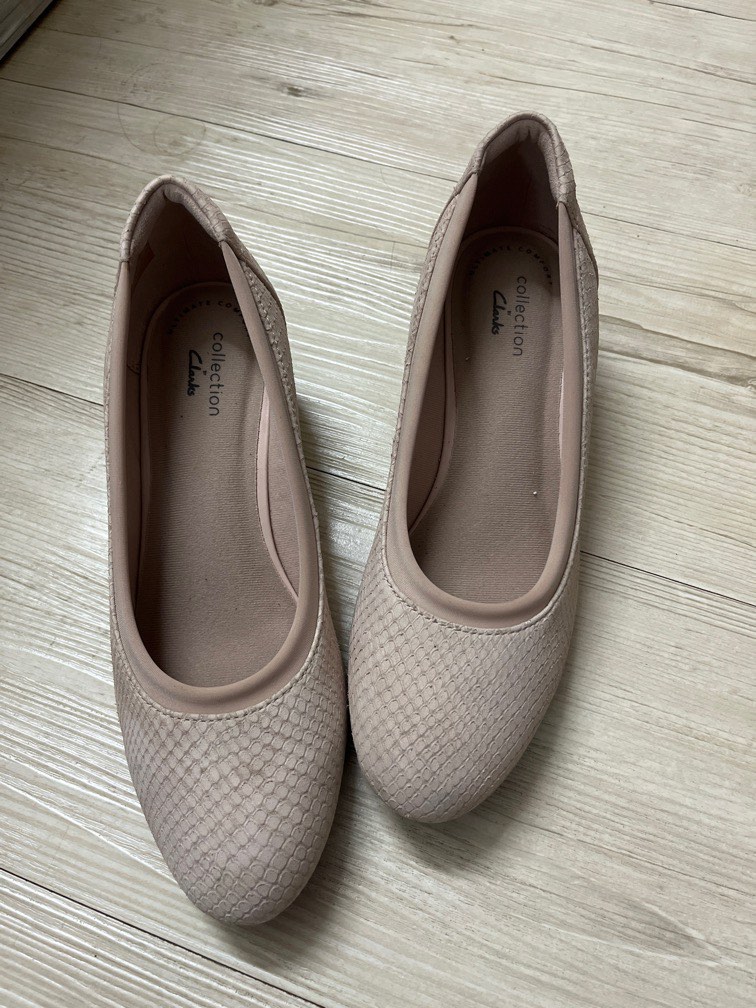 Clarks Mallory Berry Low Wedges