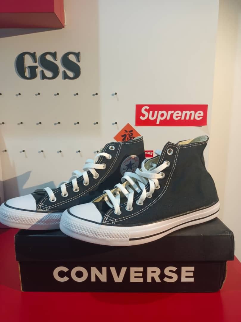 CONVERSE CHUCK TAYLOR SNEAKERS UK8 BLACK Men s Fashion Footwear
