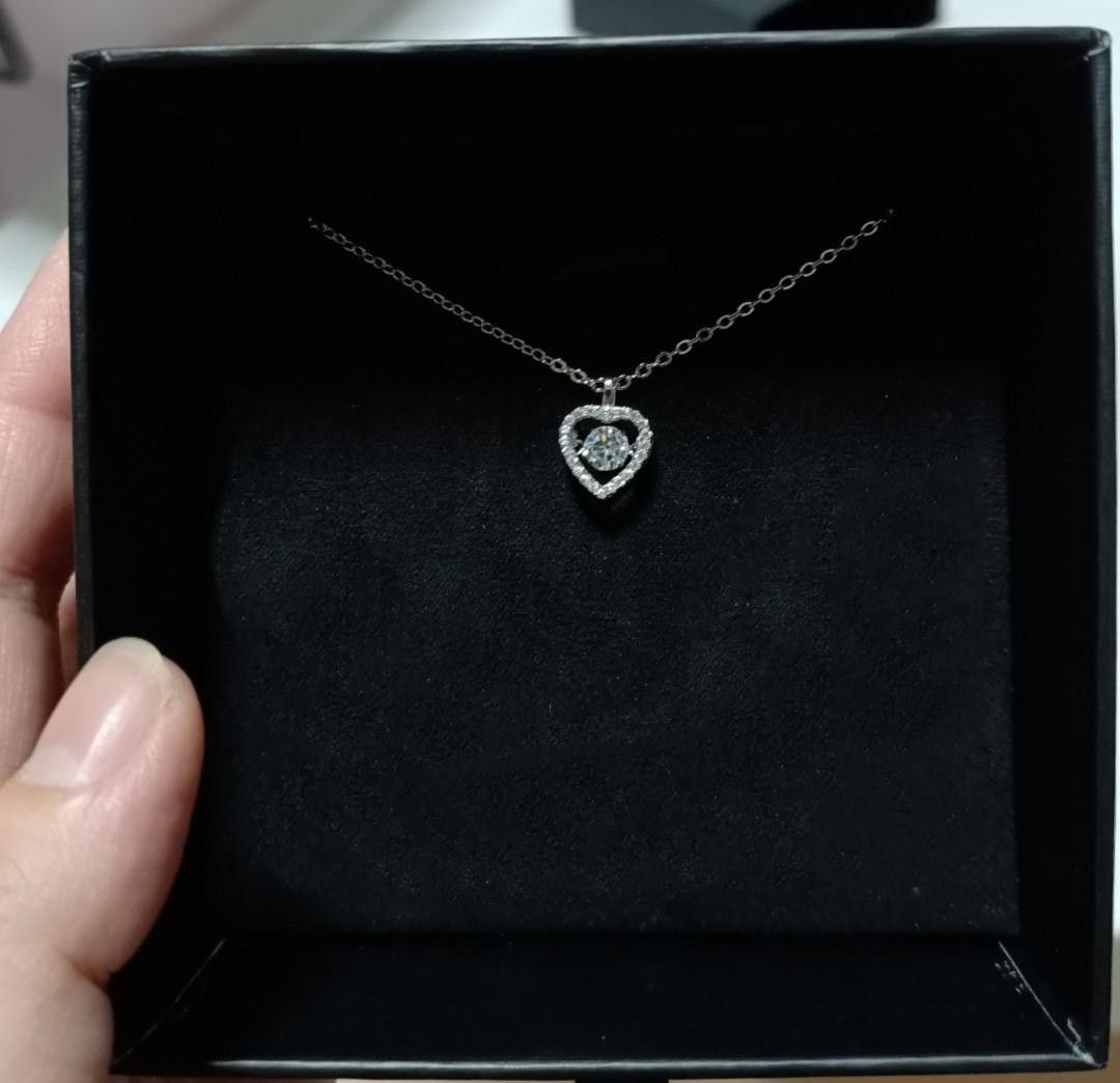 Dancing heart clearance necklace