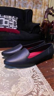 EASY SOFT BLACK SHOES FOR SALE