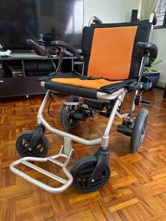 Electronic wheelchair for Travel