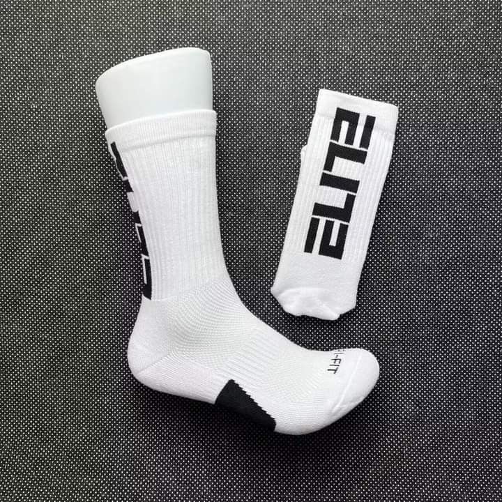 ELITE SOCKS (Category: Socks) located in Taguig. Submitted by courtsidecollection (Listing ID 1283442820, Image 3). Description: ELITE SOCKS MAKAPAL ANG TELA AND COMFY.