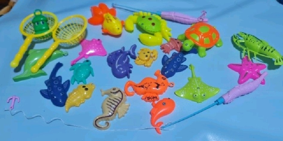 Fishing toy magnet sea creature, Hobbies & Toys, Toys & Games on
