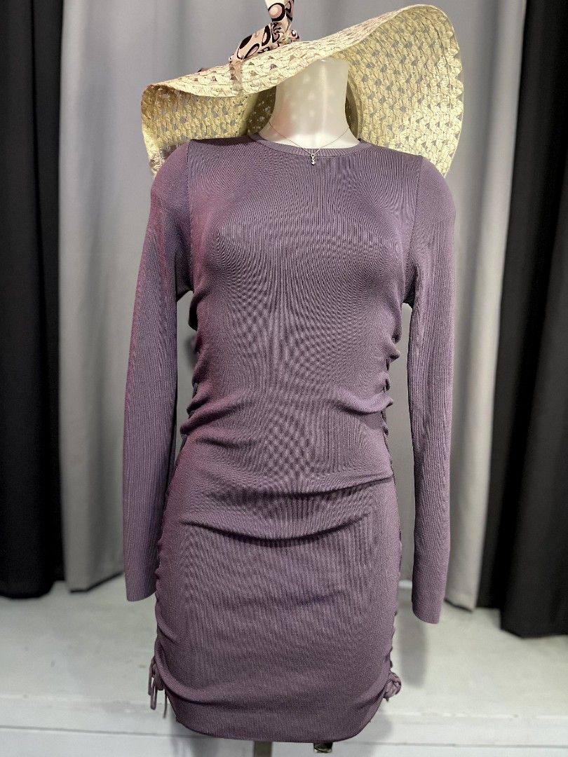 Forever 21 Purple Fitted Knitted Side Rutched LongSleeve dress, Women's  Fashion, Dresses & Sets, Dresses on Carousell