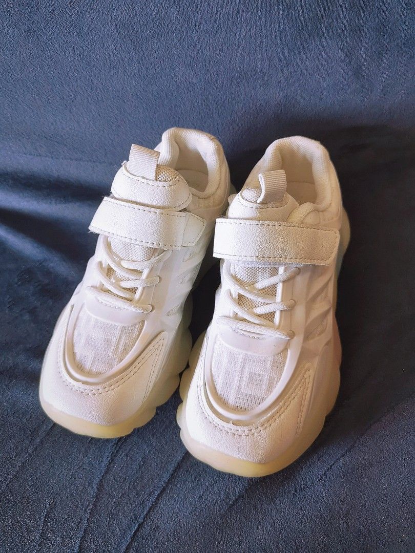 White shoes online for girls kids