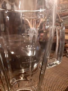 Glass blender pitcher