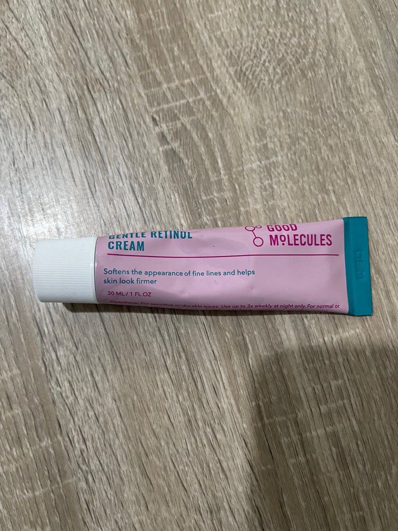 Good Molecules Gentle Retinol Cream 0.1% (Category: Face Care) located in Paranaque City. Submitted by mat.chalatte (Listing ID 1283551027, Image 1). Description: twice used, 2 pea size lang nagamit Rfs: Not for me.