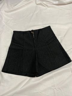 (Category: ) located in . Submitted by lovedbyiska (Listing ID 1283489233, Image 1). Description: .