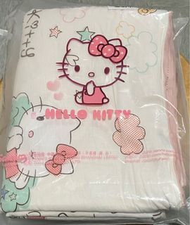 （分類：）位於 。 由 sasalisac 提交（商品編號 1283188884，圖片 1）。簡介： 。