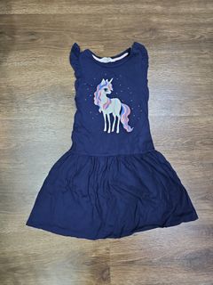 (Category: ) located in . Submitted by pika_wardrobe (Listing ID 1283568205, Image 1). Description: .