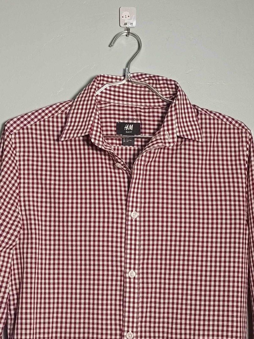 H&M longsleeves Red (Category: Formal Shirts) located in Quezon City. Submitted by kror0 (Listing ID 1283520742, Image 2). Description: H&M red long sleeve. Like new. Decluttering slim fit.