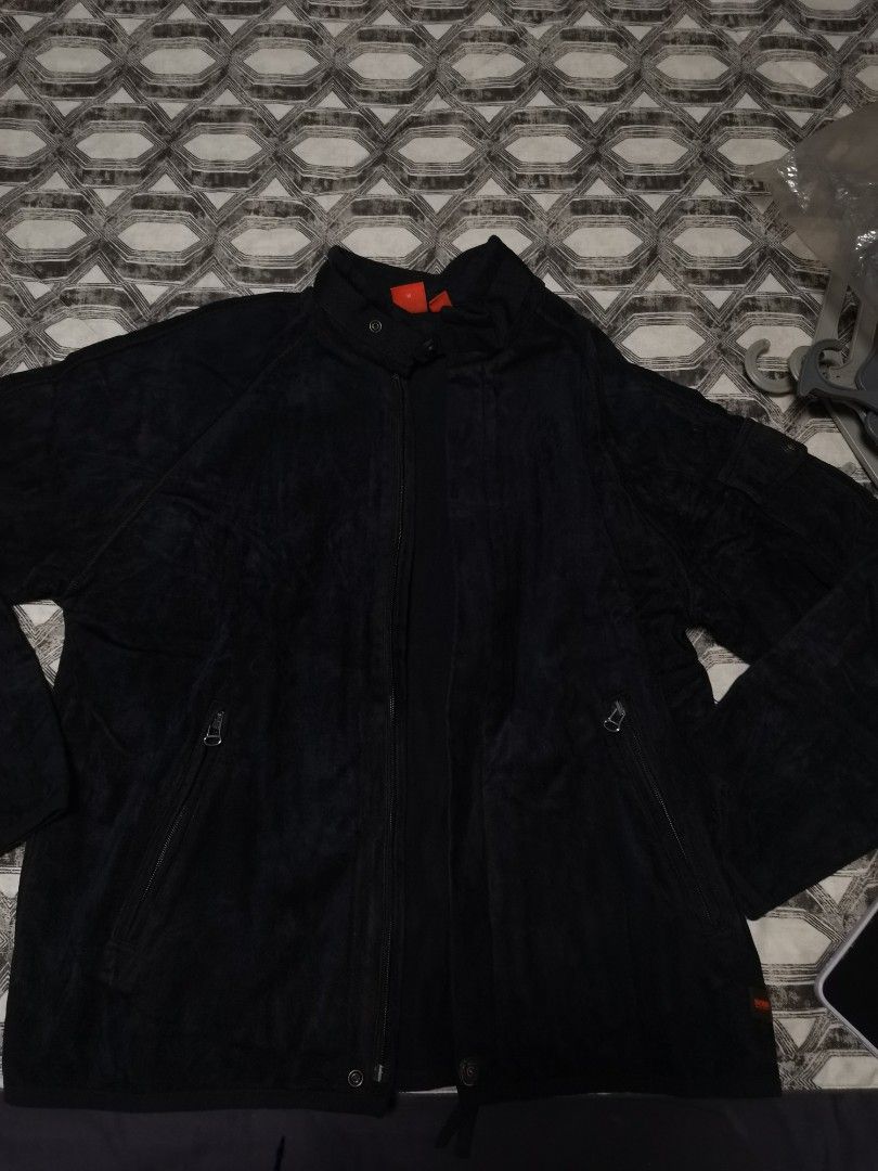 HUGO BOSS SUEDE LEATHER JACKET (Category: Coats, Jackets and Outerwear) located in Manila. Submitted by letsdeclutterorig (Listing ID 1283563759, Image 1). Description: .