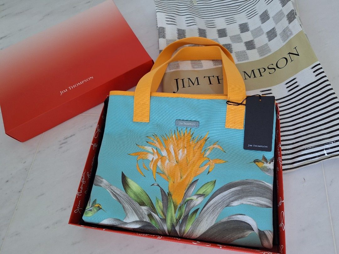 Jim Thompson Botanical Bloom Capri Beach Bag Women s Fashion Bags Wallets Beach Bags on Carousell