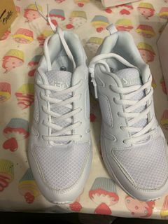 Pure white sports shoes online best sale