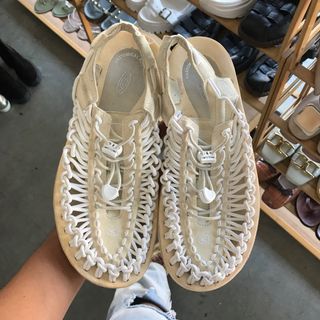 (Category: ) located in . Submitted by mimamotoooo (Listing ID 1283446177, Image 1). Description: .
