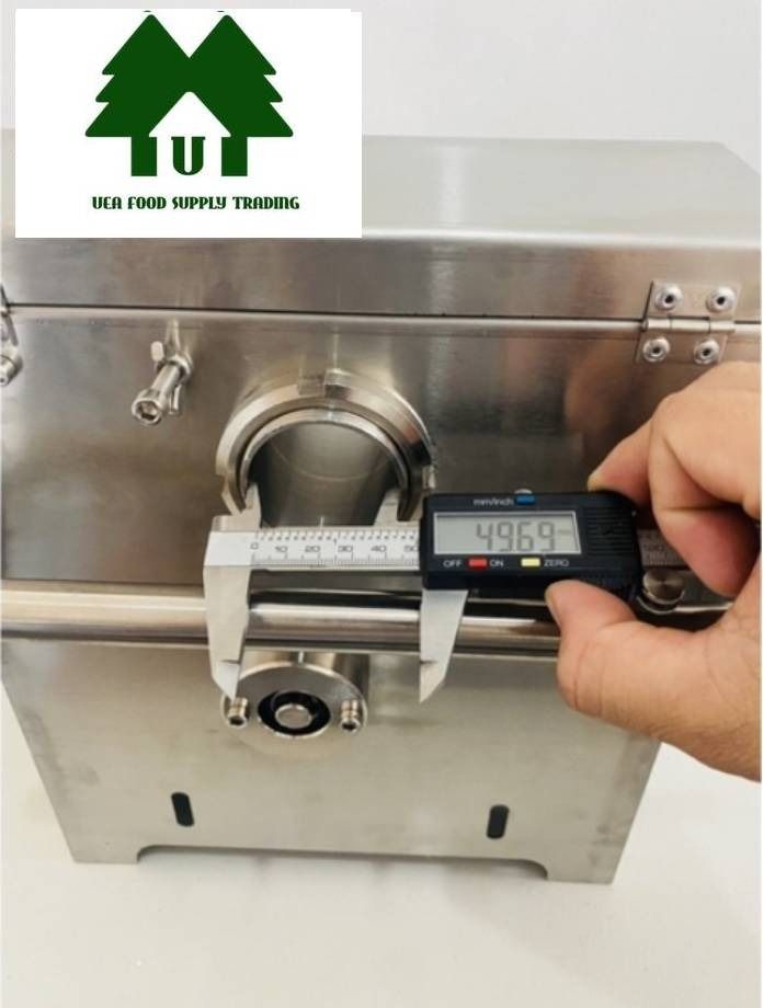 MANUAL LINKER/ TIE MACHINE FOR SAUSAGE (Category: Packaged & Instant Food) located in Malabon City. Submitted by ueafoodsupply7461 (Listing ID 1283521300, Image 2). Description: Longganisa Linker Sausage tying machine Available size: Version2 - Diameter 50mm Weight: approx 7kgs Dimension: 29x23x40 cm Table mount type 60-80 ties per minute Continuous Linker All metal Available video on Youtube: Longganisa Linker Includes extra roll of string Good 