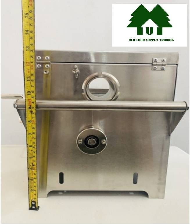 MANUAL LINKER/ TIE MACHINE FOR SAUSAGE (Category: Packaged & Instant Food) located in Malabon City. Submitted by ueafoodsupply7461 (Listing ID 1283521300, Image 3). Description: Longganisa Linker Sausage tying machine Available size: Version2 - Diameter 50mm Weight: approx 7kgs Dimension: 29x23x40 cm Table mount type 60-80 ties per minute Continuous Linker All metal Available video on Youtube: Longganisa Linker Includes extra roll of string Good 