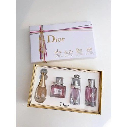 Miss Dior Gift Wrapped Set Woman Perfume Original, Kesehatan