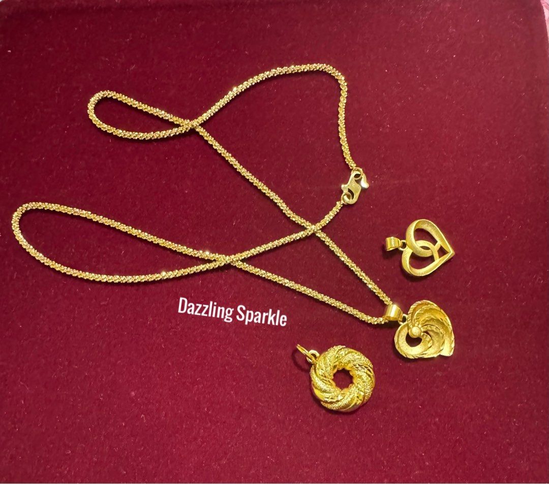 Golden hot sale necklace pattern