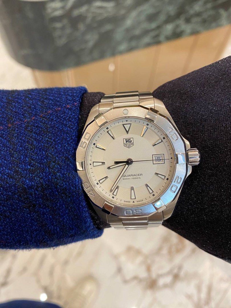 NEW YEAR SALE TAG HEUER AQUARACER WAY1111 WHITE DIAL 40.5MM QUARTZ YEAR 2014 FULL SET Luxury Watches on Carousell