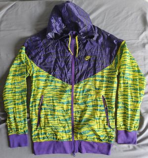 Windrunner sale top
