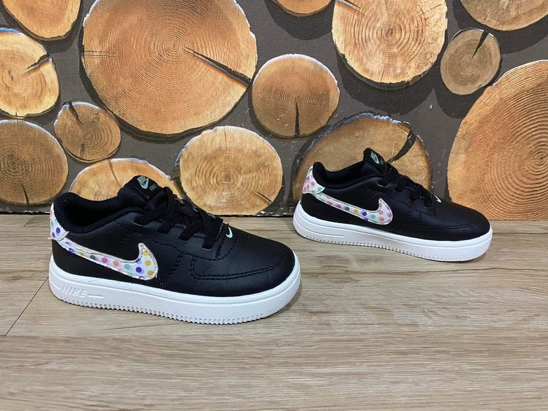 Nike force 1 18 print top