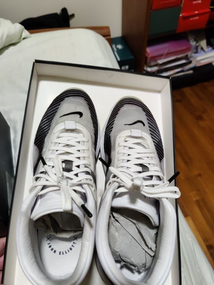 Lebron john 2024 elliott shoes