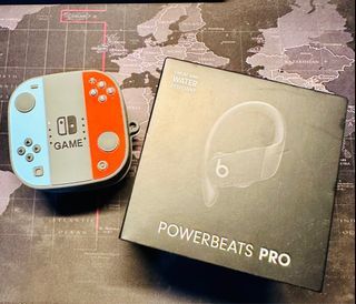 Pre-loved Powerbeats Pro.
