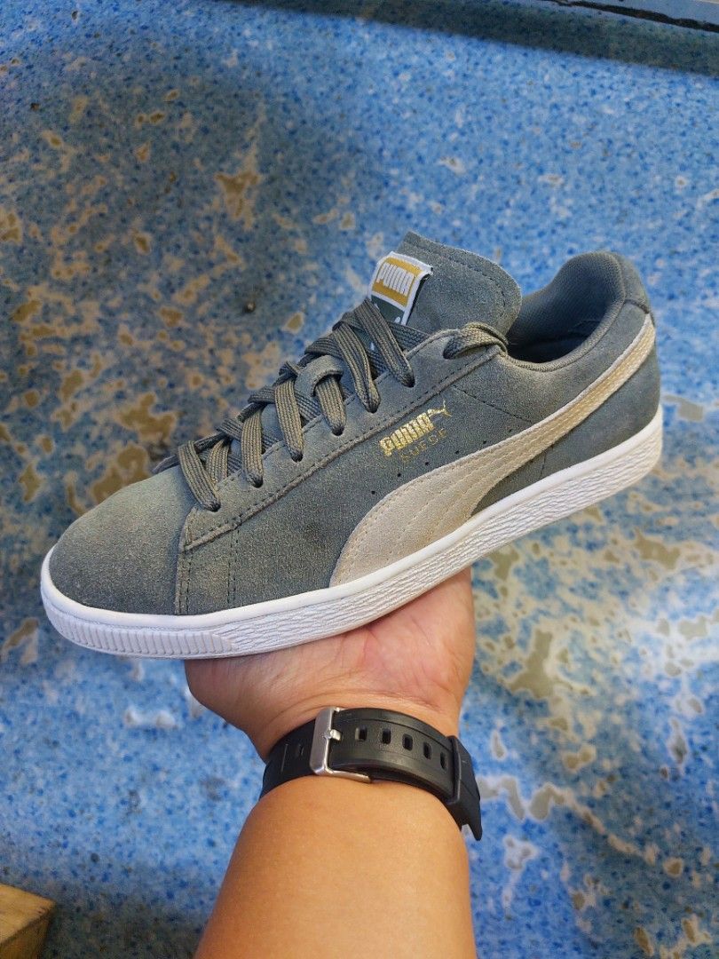 Puma Women s Suede Classic Light Gray White Casual Shoes 7 US L Women s Fashion Footwear Sneakers on Carousell