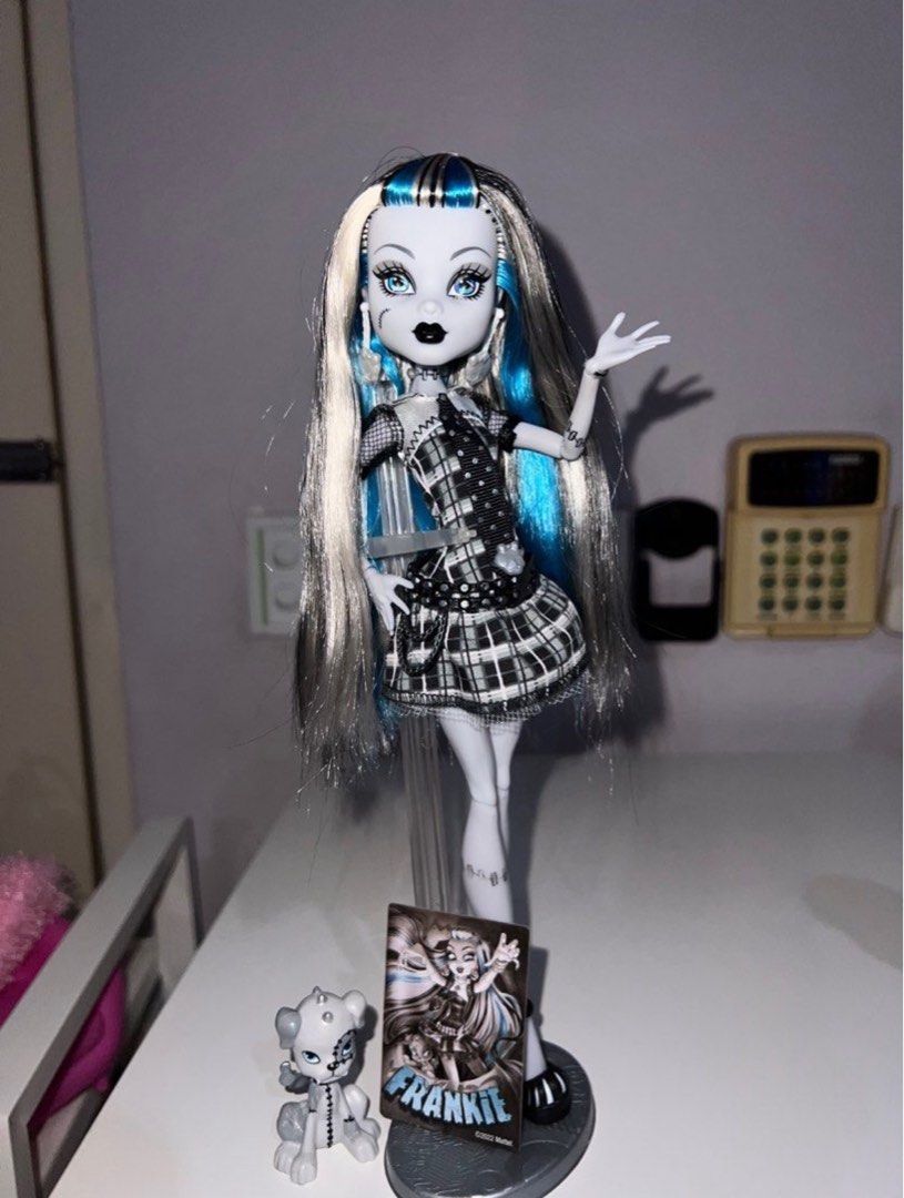 Monster High Creeproduction Reel Drama Frankie Stein ‼️READ DESC FIRST‼️,  Hobbies & Toys, Toys & Games on Carousell
