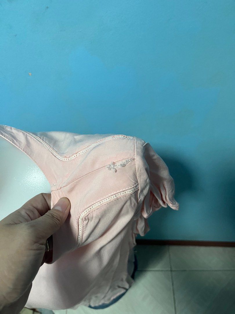 Red girl blouse (Category: Blouses) located in Angono. Submitted by buditha (Listing ID 1283450560, Image 2). Description: Preloved blouse With flaw.