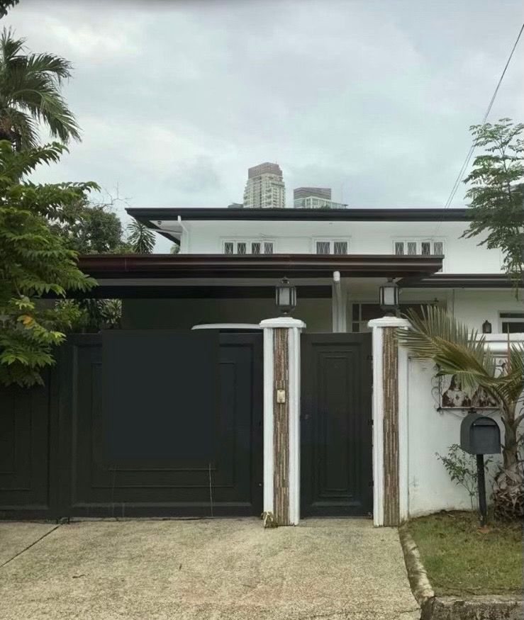 San Lorenzo Village Makati house and lot for sale Nice Location