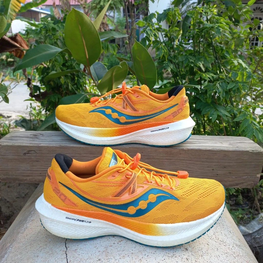 Saucony 44.5 top