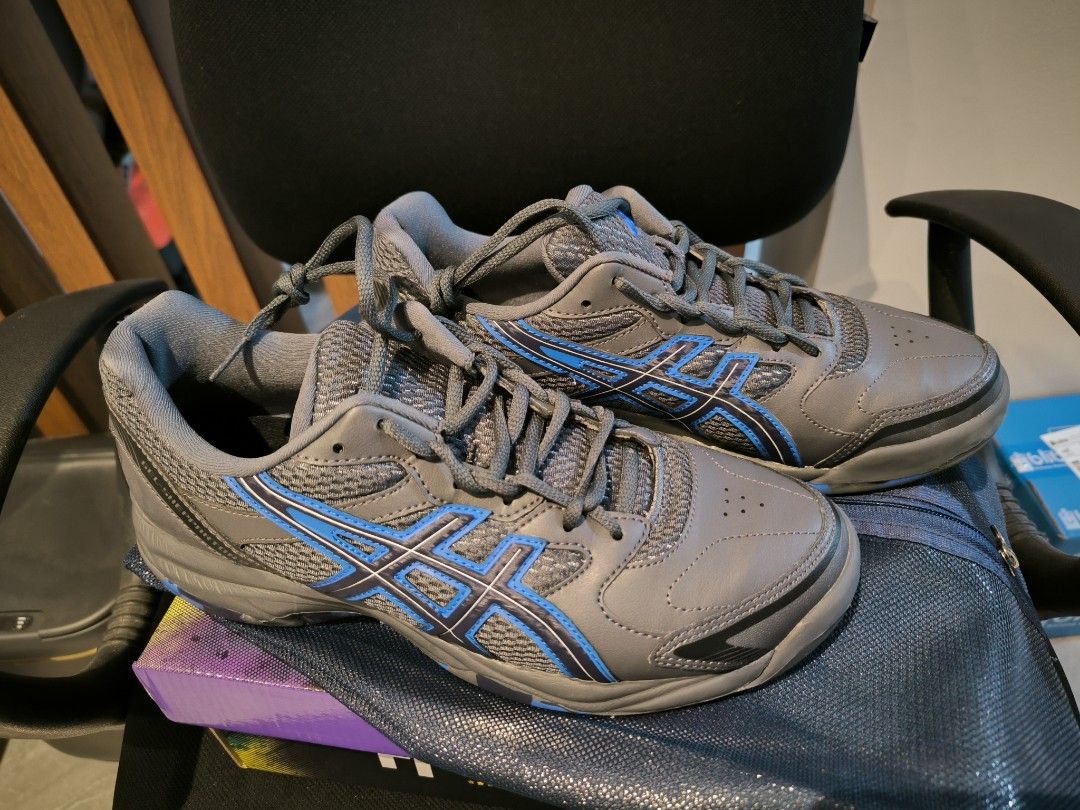Sepatu badminton asics on sale
