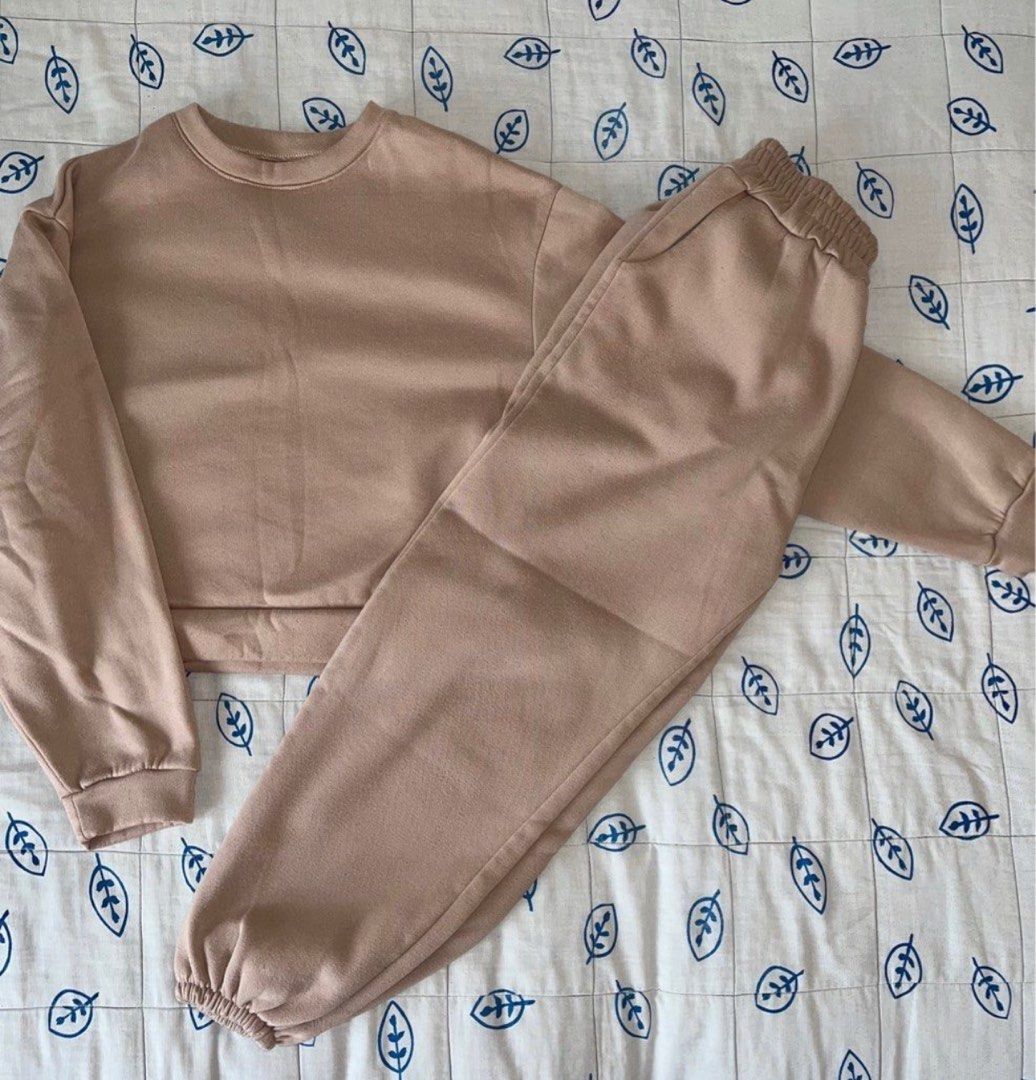 #2024declutter Shein Bundle Coords (Category: Activewear) located in Manila. Submitted by fcd2410 (Listing ID 1283496795, Image 1). Description: Used once. #2024declutter.