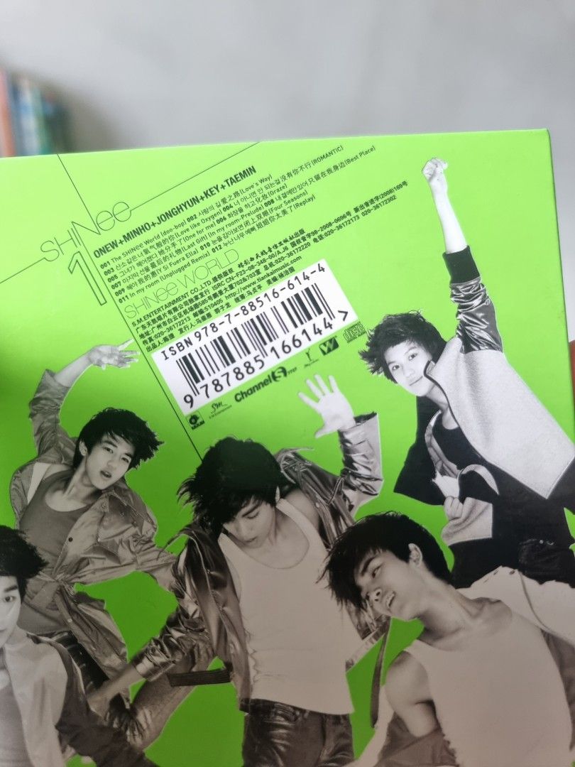 SHINEE The First Album The Shinee World CD Great Condition
