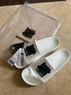 Undefeated slippers cheap