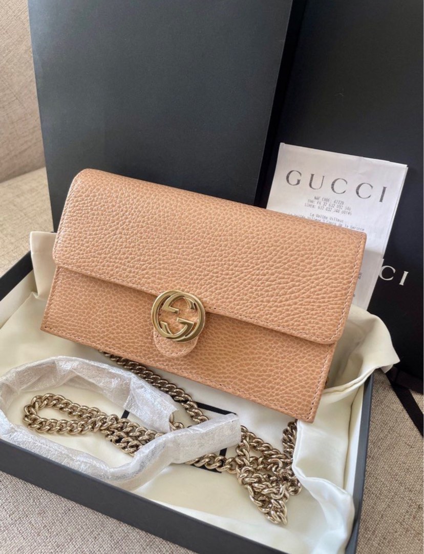 Gucci wallet clearance on chain sale