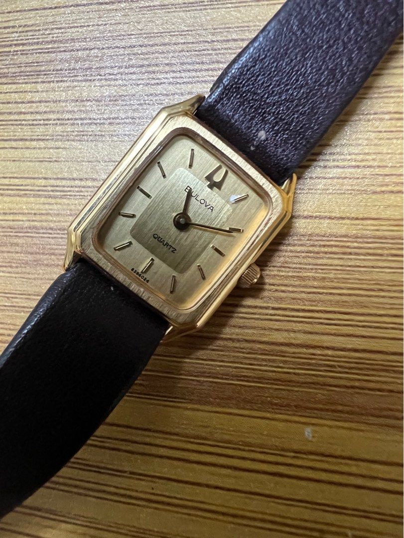 Bulova quartz cheap vintage