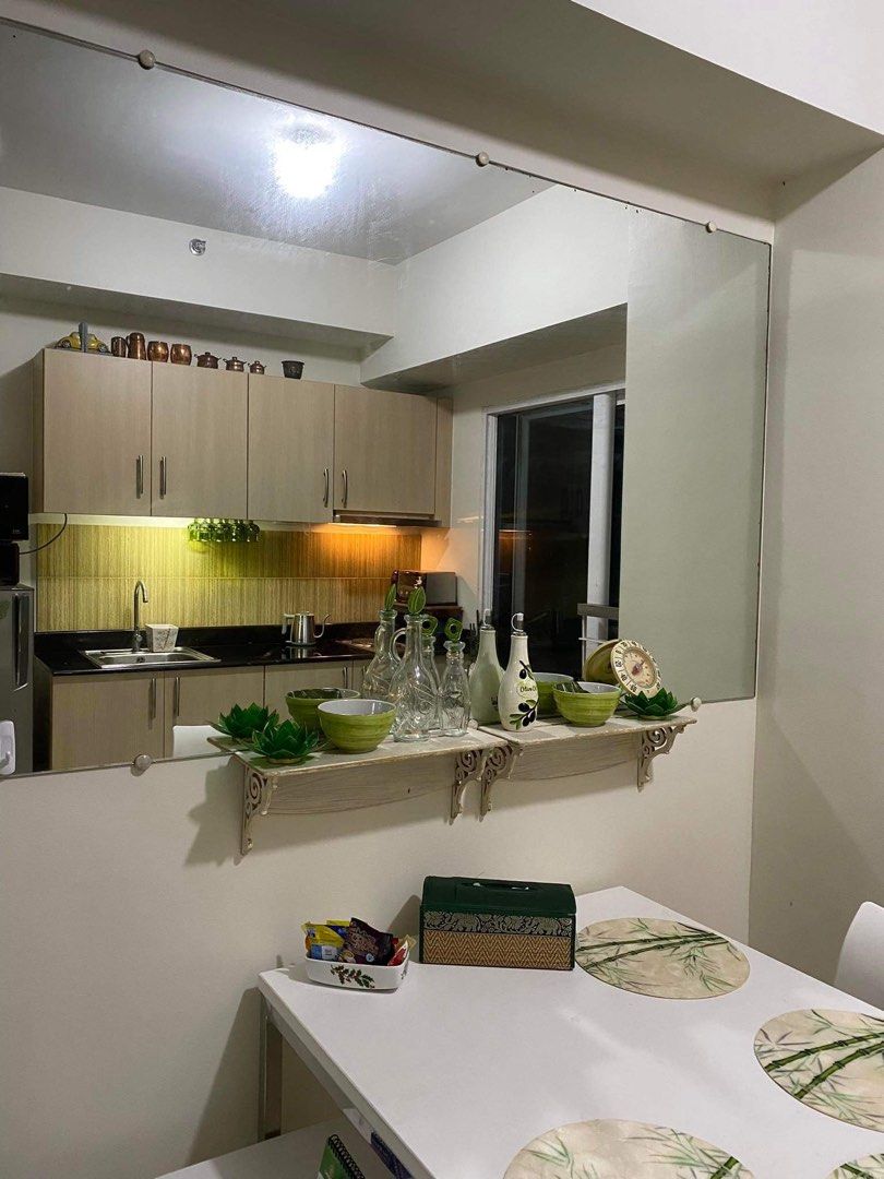 Windo Residences condominium unit for sale (Category: Apartments & Condos) located in Paranaque City. Submitted by jonsnowgeminimanila (Listing ID 1283511495, Image 1). Description: 26 sqm condo unit for sale in Wind Residences, Tagaytay City developed by SMDC End unit on the 6th floor Tower 2 Window facing amenities area Ideal for starting families who can maximize the amenities (swimming pools, kids play area, basketball court, tennis court, ba